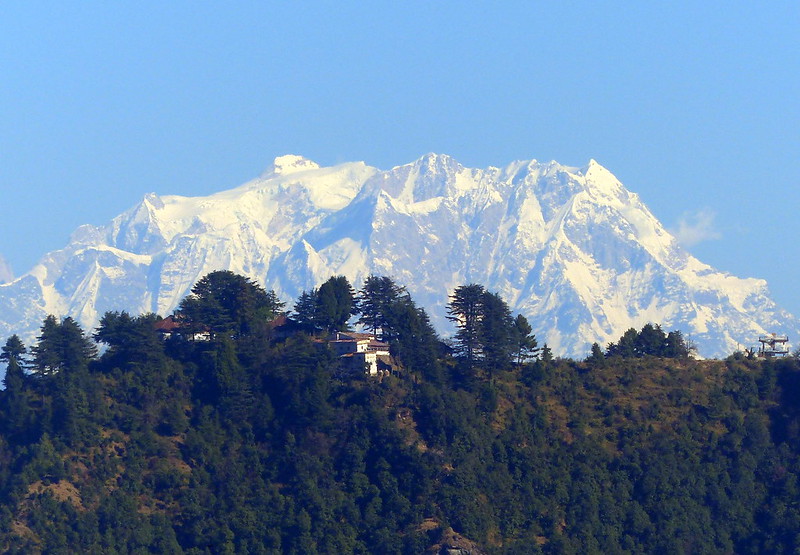 Chaukhamba Looms from Mussoorie, Two months in India with our children