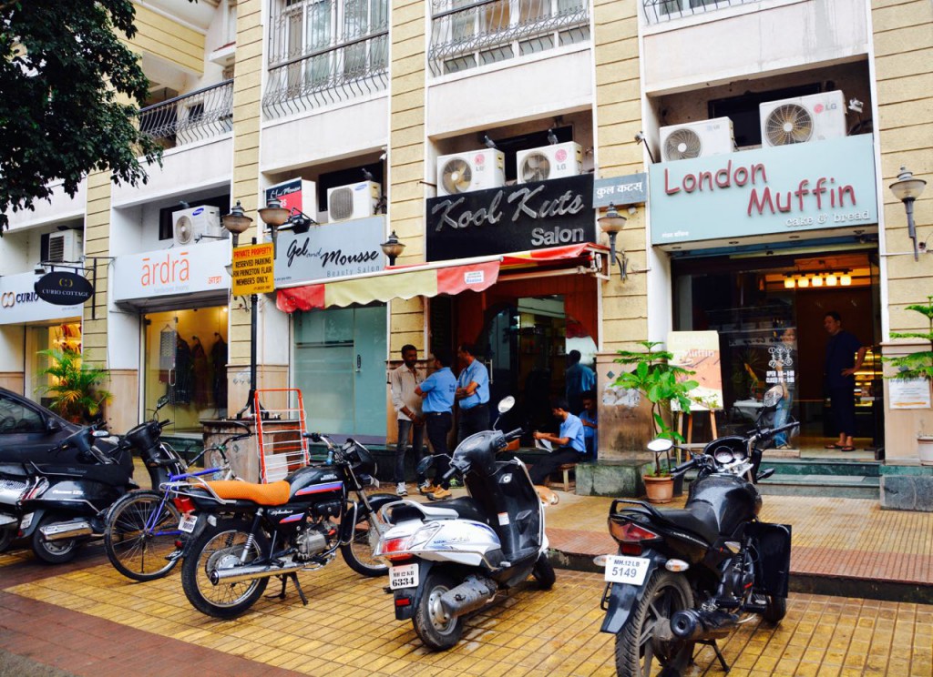 Pune-KorageonPark_Shops-Motorbikes