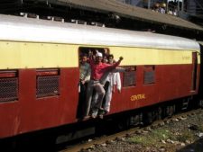 Mumbai indien, local trains