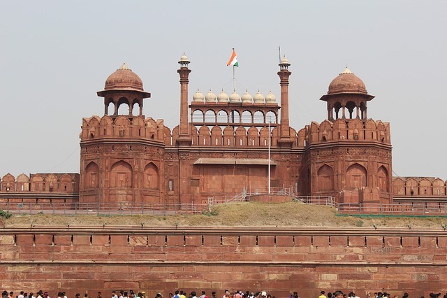 how to avoid tourist traps in Delhi