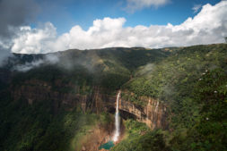 nordostindien, wasserfall, landschaft