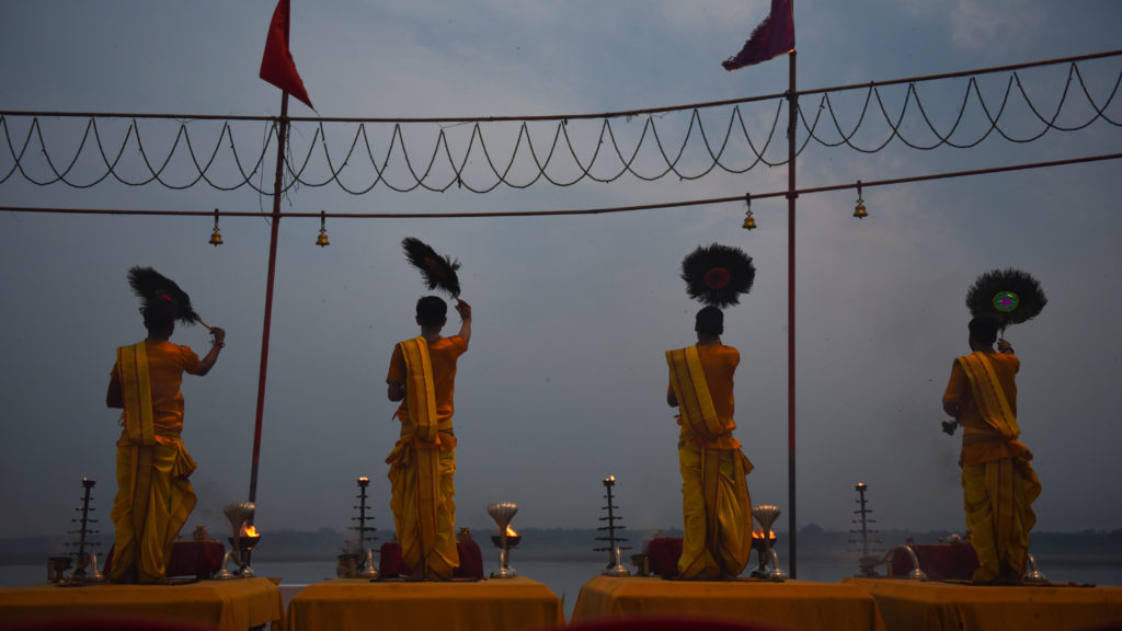 witness the temple town of Varanasi