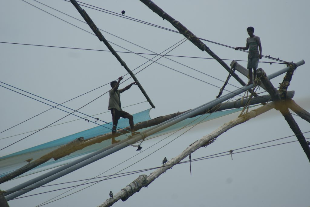 Südindien Die Chinesischen Fischernetze in Fort Kochi, der Altstadt der Großtstadt Kochi.
