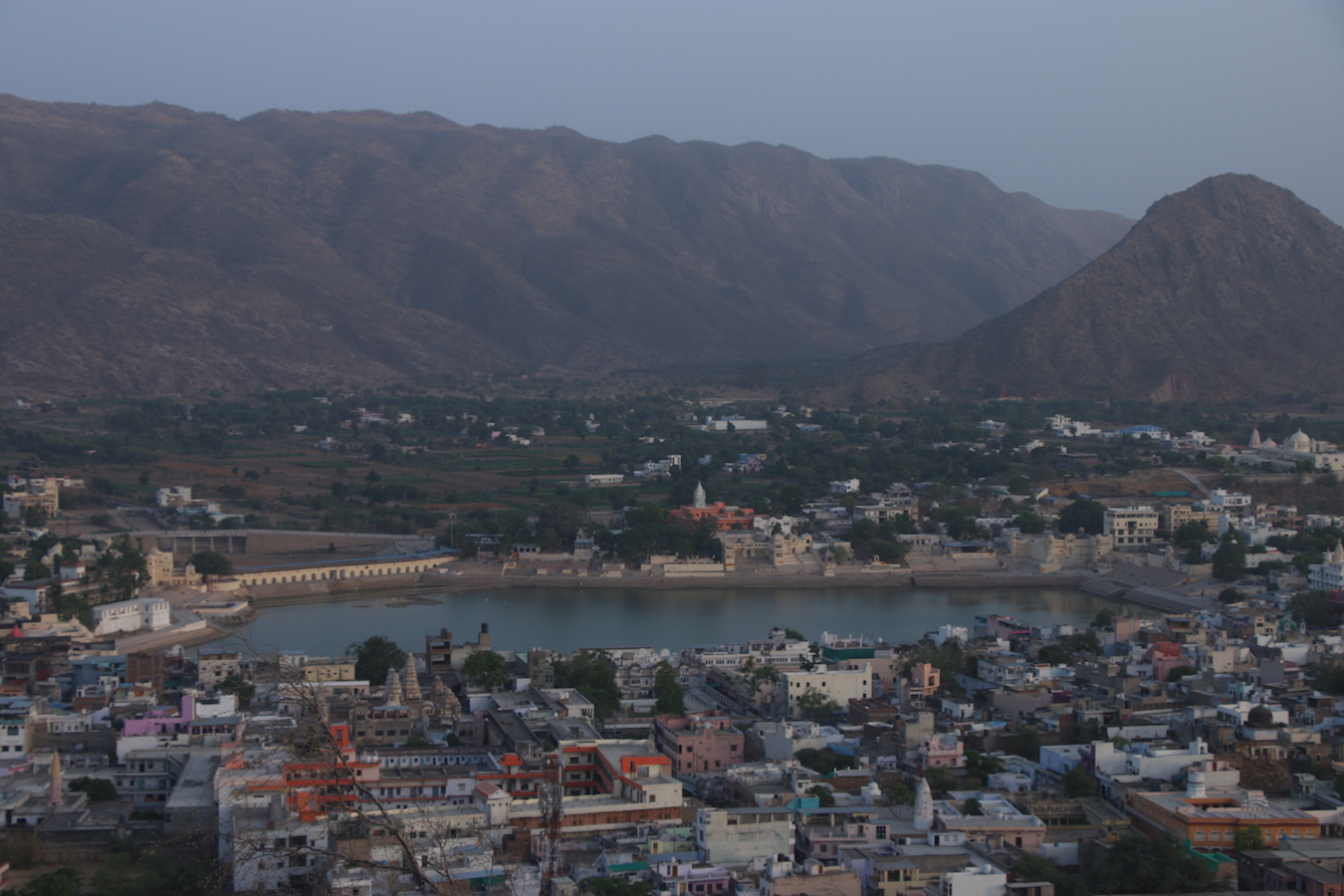 places to visit in Rajasthan, Pushkar hippie town