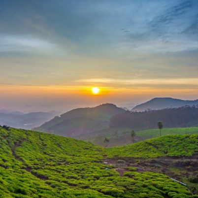 cropped-Ooty_Miscelleneous_view-of-hills_Subharnab-Majumdar.jpg