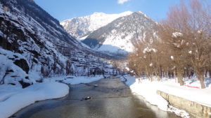 Skiing in Kashmir in January, Skiing in Gulmarg in January