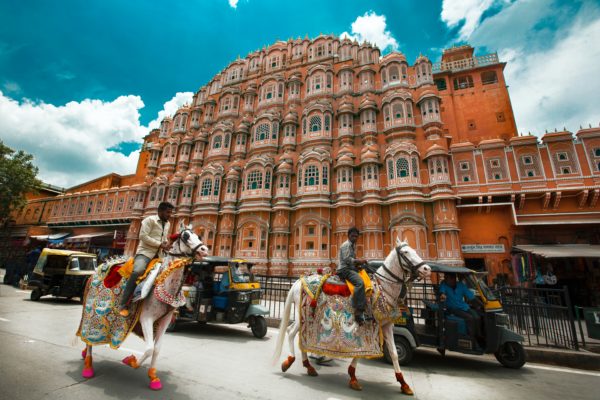 The Stunning Hawa Mahal, Jaipur, places to visit in Rajasthan